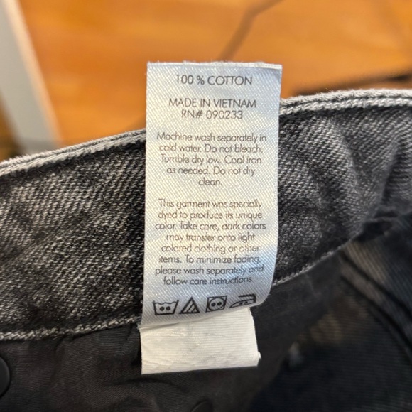 PacSun Gray Distressed Straight Leg Jeans - Picture 9 of 10